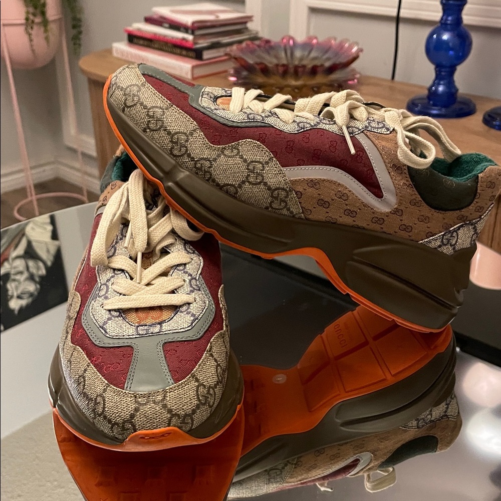 Gucci Burgundy and Beige Patterned Sneakers